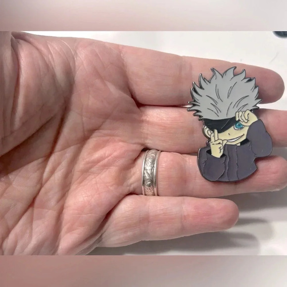 Jujutsu Kaisen - Satoru Gojo  Pin 👀 - Picture 4 of 5
